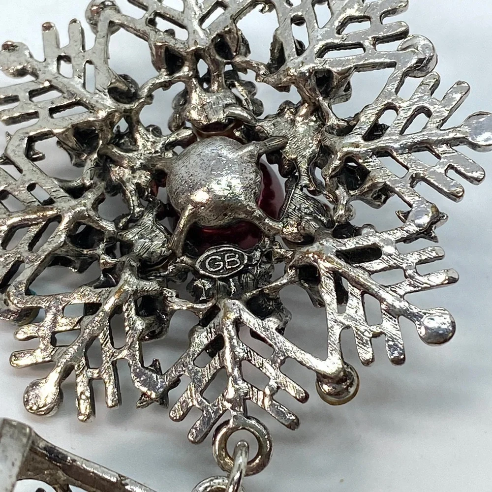 Vintage Gianni Bini GB Snowflake Rhinestone Silver Scarf Pendant